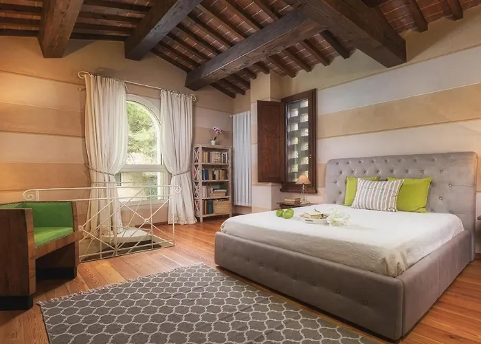 Villa Il Fienile 4, Emma